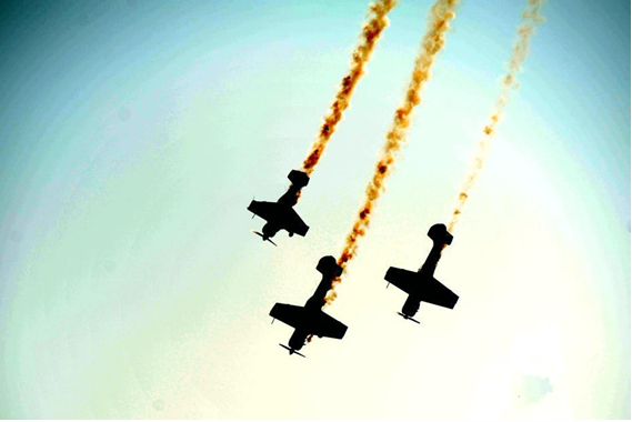 精彩飛行表演，還看2015中國(guó)國(guó)際通航大會(huì)