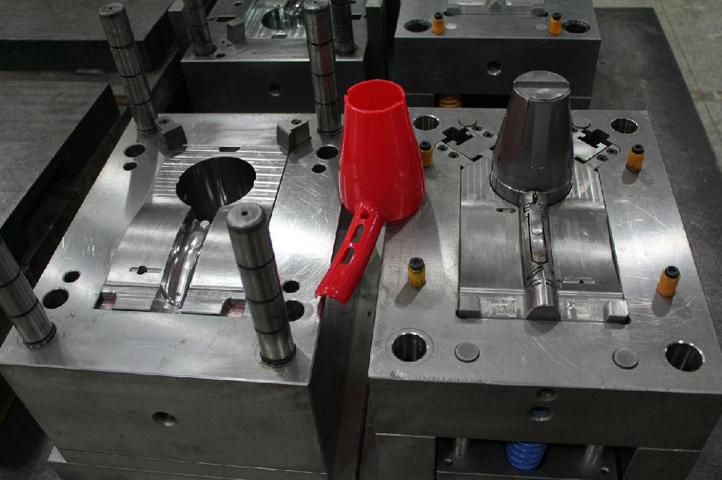 中山市旭錦塑膠模具有限公司 中山市旭錦塑膠模具有限公司