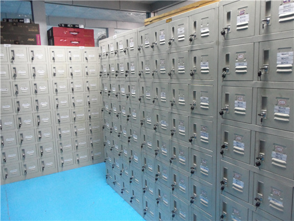 塑膠模具廠倉(cāng)庫(kù)